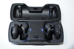 Bose SoundSport Free wireless headphones 購入レビュー ポータブル充電ケース
